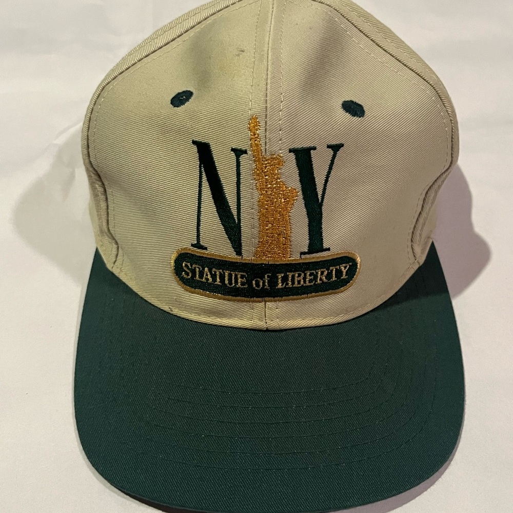 Vintage NY Statue of Liberty Green and Cream Hat